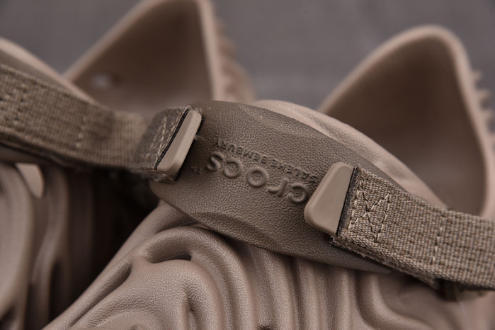 Cr*0*s pollex clog by salehe bembury 207393-195