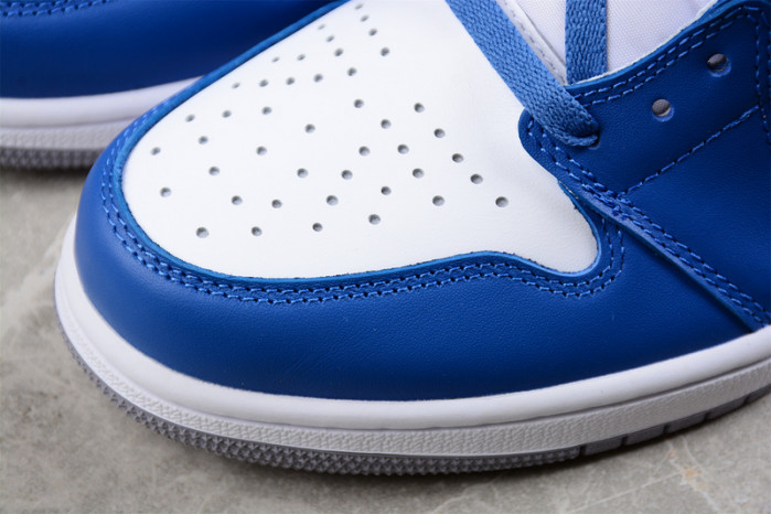 air jordan 1 high og "true blue" dz5485-410