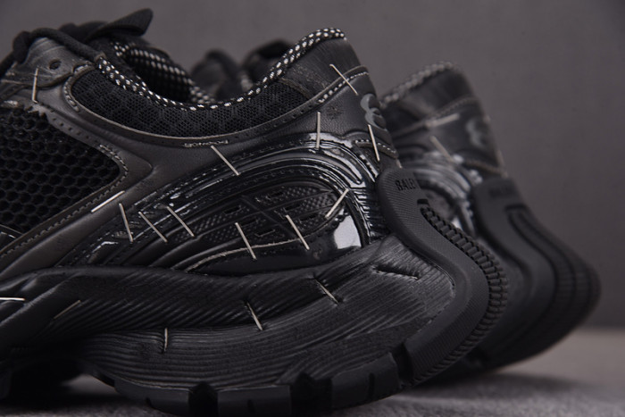 sneaker track 4000218