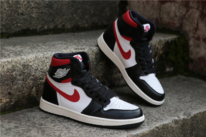 air jordan 1 black white gym red 555088-061