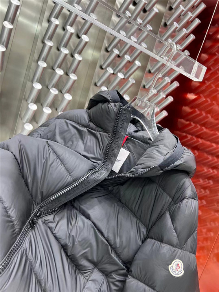 Moncler Down Jacket 54