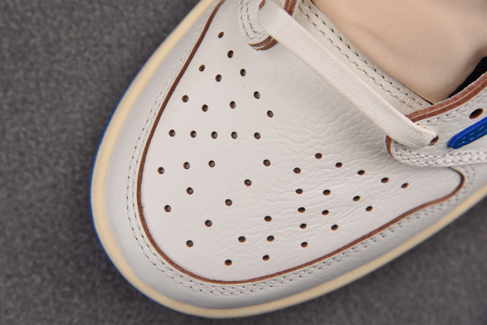 Travis Scott x Fragment x Air Jordan 1 Low OG DM7866-104