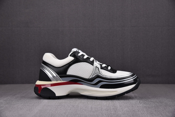 chane* snekaers c000028