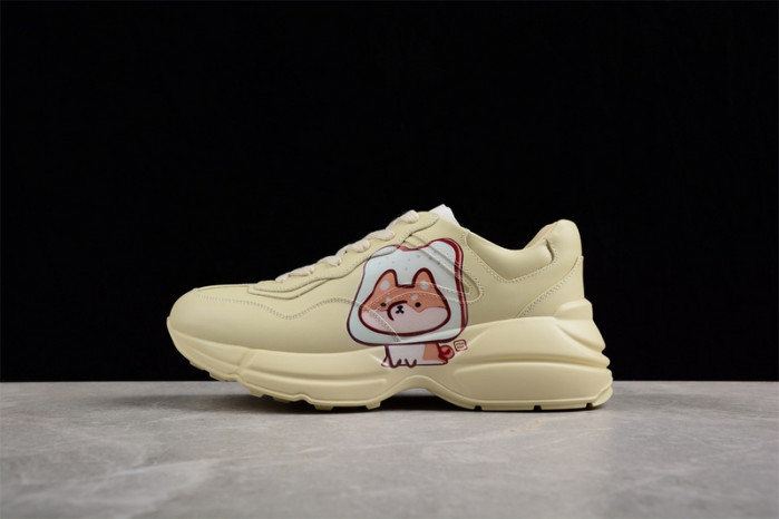 G*u*i* trainer sneaker89