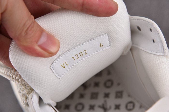 l&v snekaers l0000090