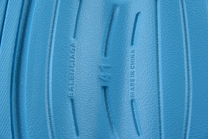 balenciag* sandal 35