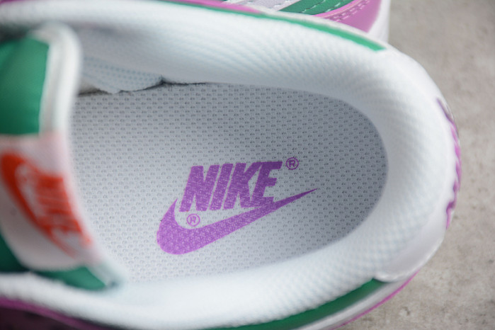 nike dunk low stadium green fuchsia fd9924-311