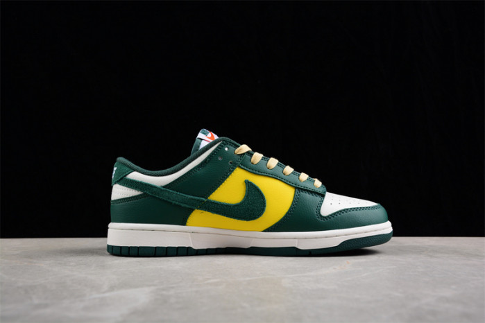 nike dunk low se noble green fd0350-133