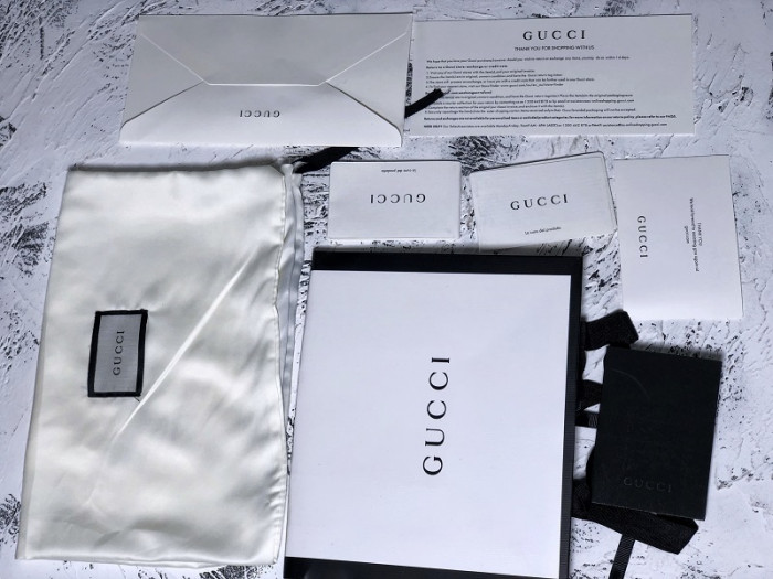 g*u*i ny rhyton vintage trainer sneaker 576963 drwoo 9522