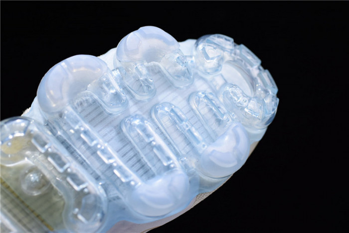 nike air vapormax flyknit 2.0 light cream 942843-201