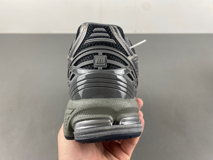 NEW BALANCE 1906R NB000040