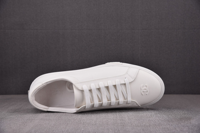 chane* snekaers c000030