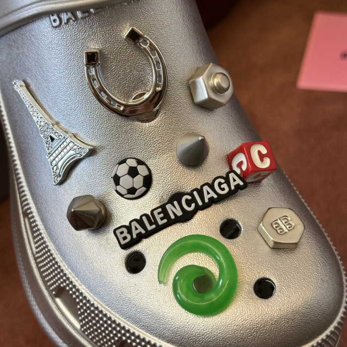 balenciag* Cr*0*s 55