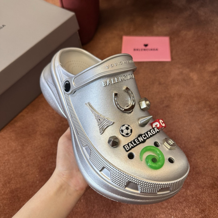 balenciag* Cr*0*s 55