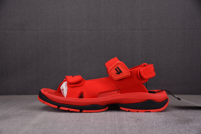 balenciag* sandal 44