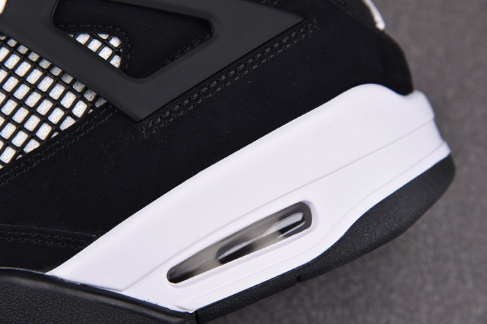 air jordan 4 "white thunder" fq8138-001