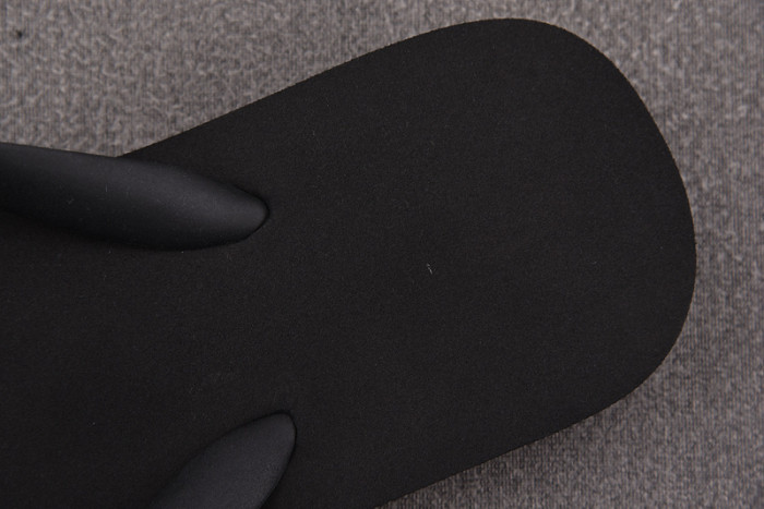 BALENCIAG* SANDAL 68