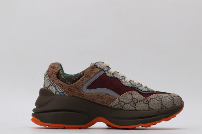 G*u*i* trainer sneaker84