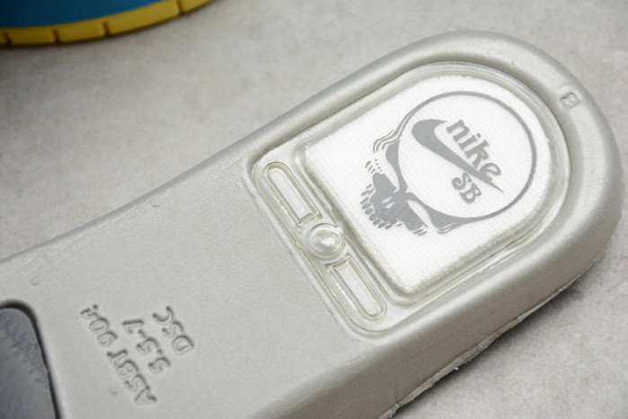 grateful dead x nike sb dunk low“ bule bear” cj5378-400