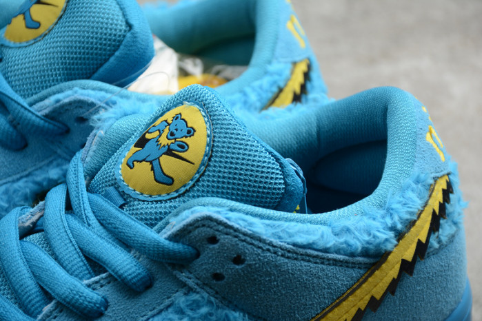 grateful dead x nike sb dunk low“ bule bear” cj5378-400