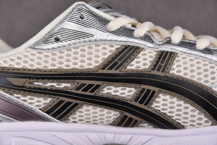 As*ic*s gel-kayano 14 1201a019-108