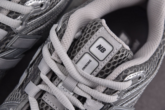 NEW BALANCE 1906R NB000041