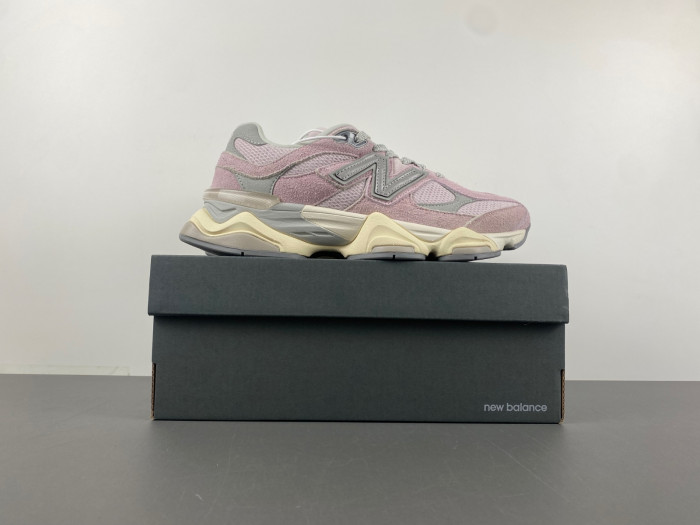 NEW BALANCE 9060 NB000042