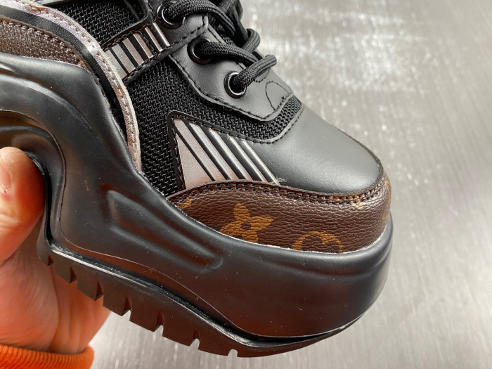 l&v snekaers l0000157