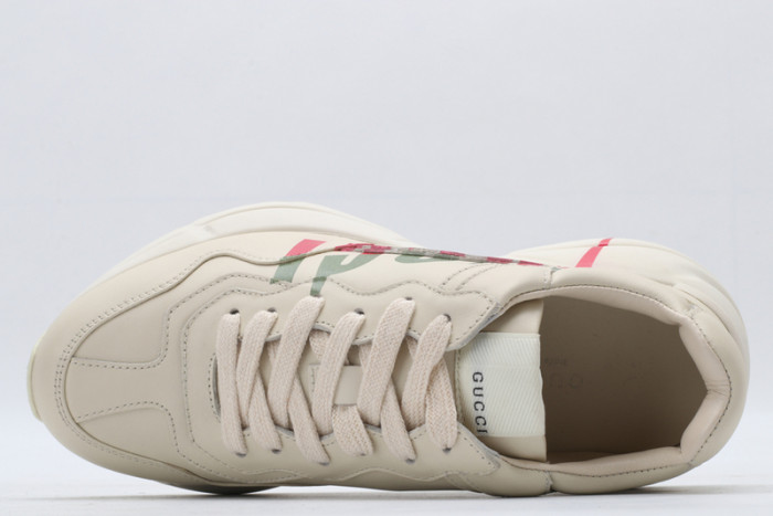 G*u*i* trainer sneaker6