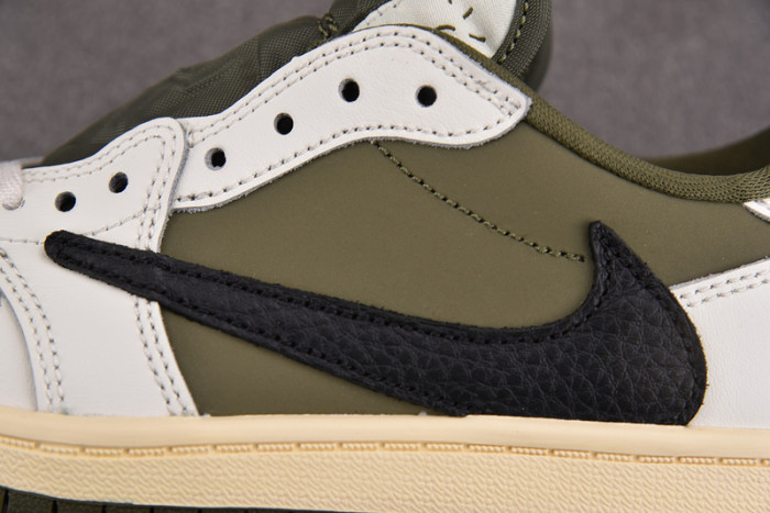 Kids Air Jordan 1 Retro Low OG SP Travis Scott Medium Olive DO5442-200