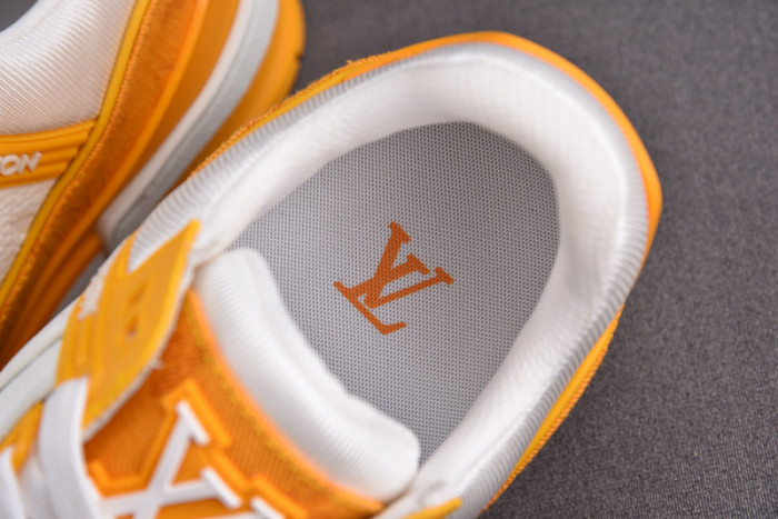 l&v snekaers l0000137