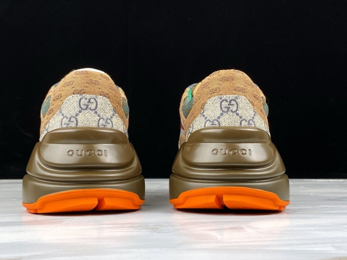 g*u*i rhyton vintage trainer sneaker 576969 drw00 9522