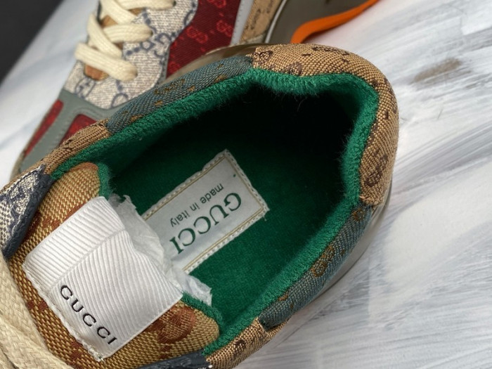 g*u*i rhyton vintage trainer sneaker 576969 drw00 9522