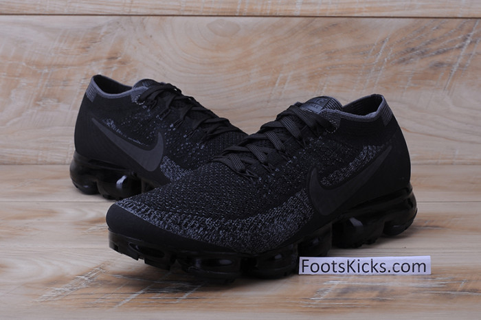nikelab air vapormax flyknit "triple black" - 899473 003