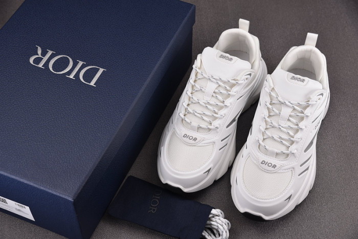 D1OR SNEAKERS B44 T0000-245